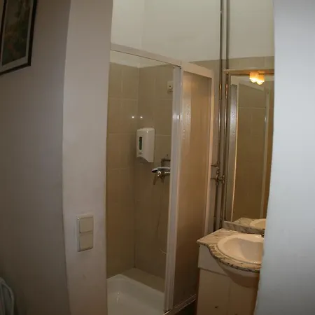Guest house Mana